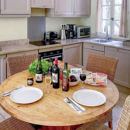 Holiday home Gorgeous In Saint-laurent-de-la-ca With Wifi *