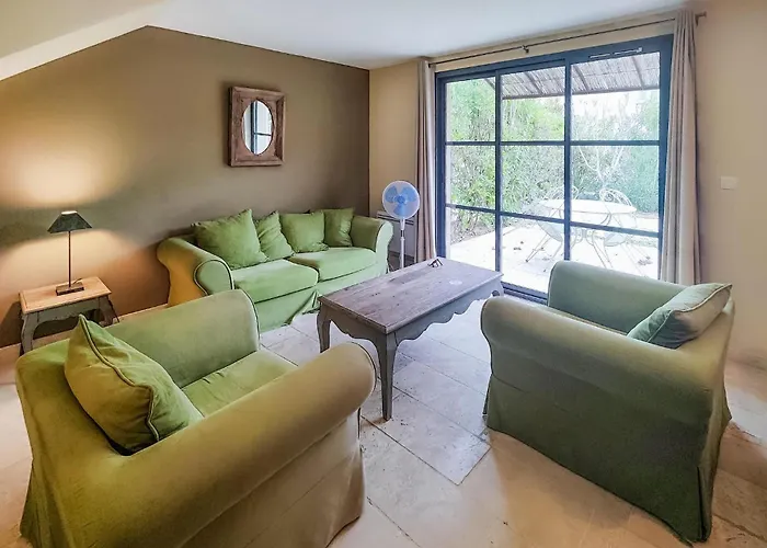 2 Bedroom Cozy In Saint-laurent-de-la-ca Feriehus Saint-Laurent-de-la-Cabrerisse